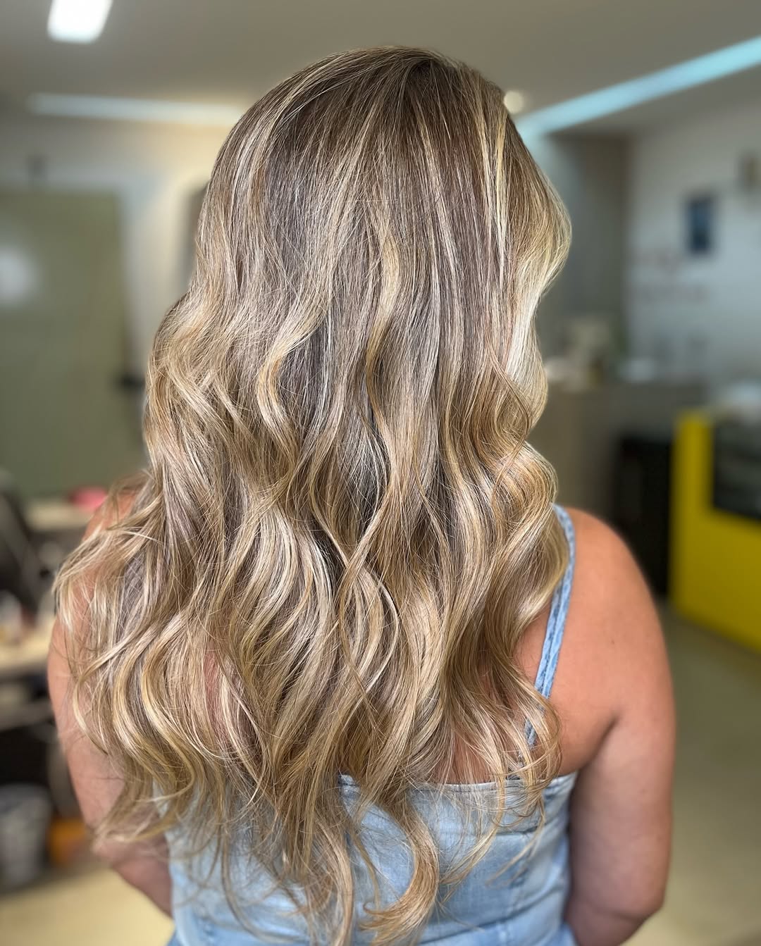 resultado real de mechas no Instituto Flávia Tom Back Contagem