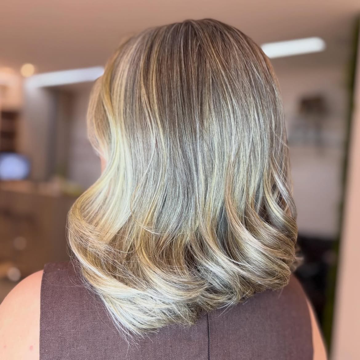 resultado real de mechas loiras Instituto Flávia Tom Back Contagem